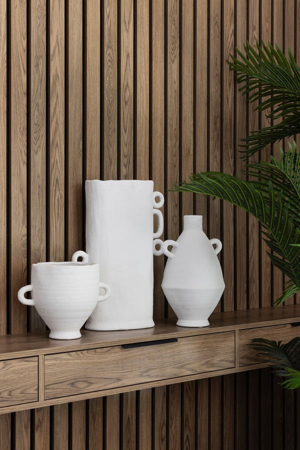 Claywork table decor by Giava Interiors. Manufacured in South Africa