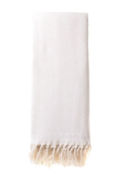Herrinone throw in pearl white by Giava Interiors made in outh Africa