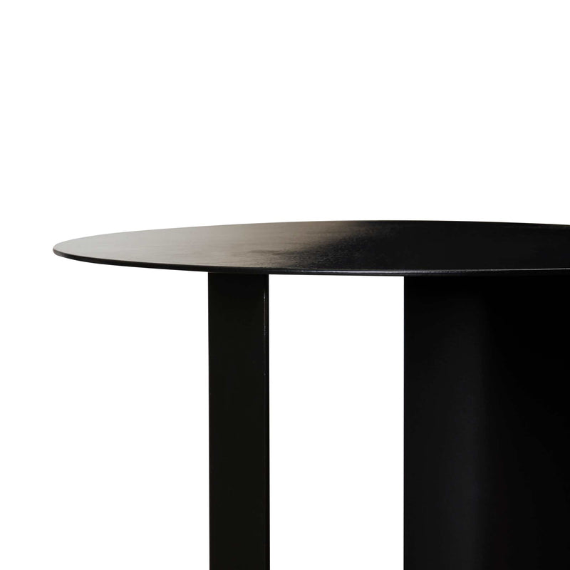 Oh Outdoor Side Table - DIYGIRLS